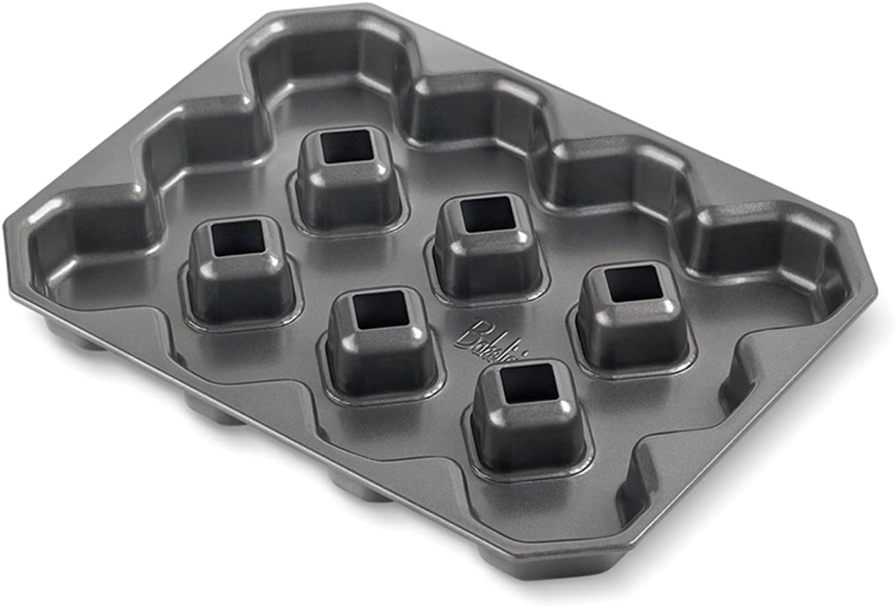 Bakelicious Crispy Corner Brownie Pan, 12-cavities