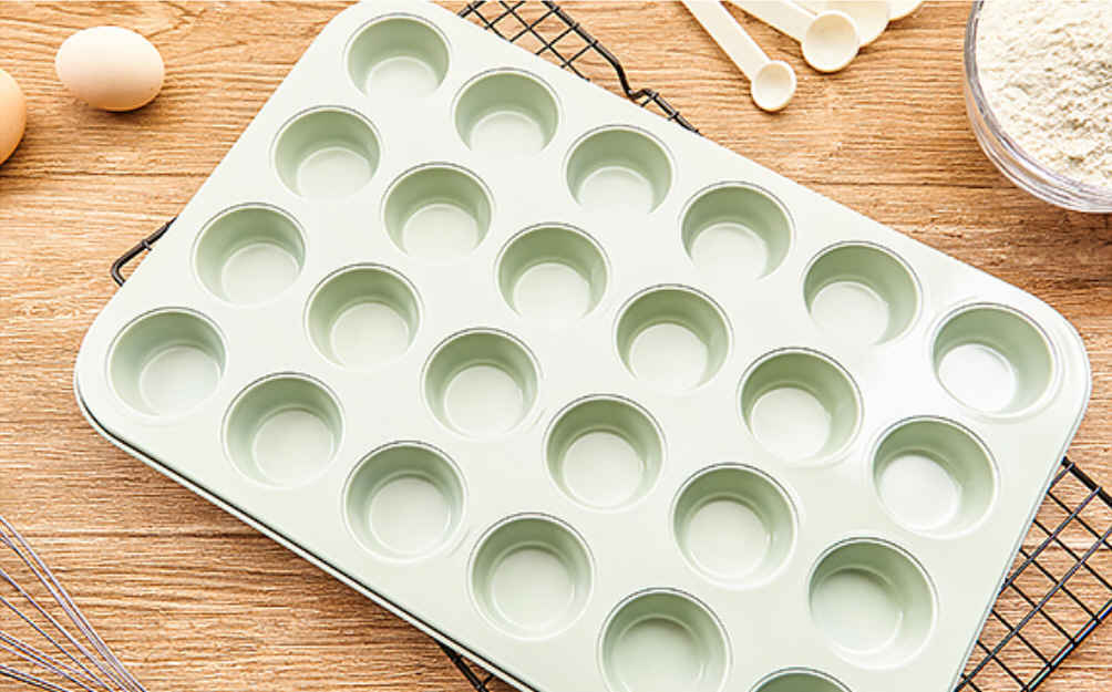 Mini Cupcake Pan, 24-cup