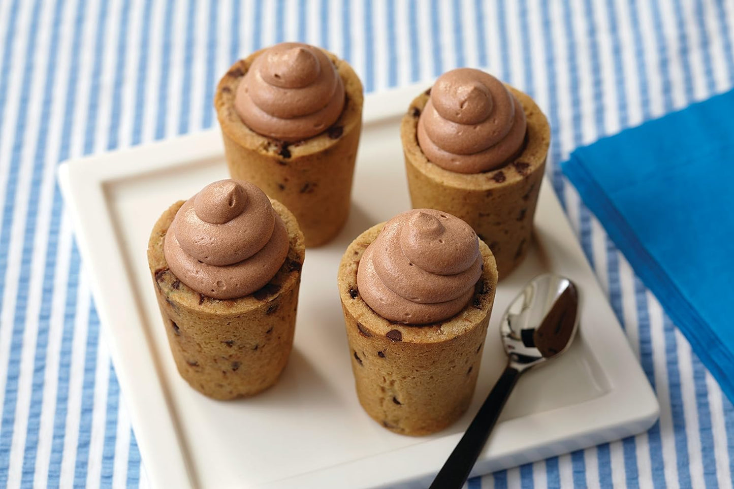 Wilton Cookie Shot Glass Pan Set, 6-cup