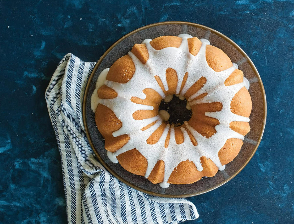 Nordic Ware Formed Bundt Pan, 6-cup