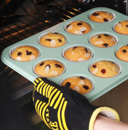 Cupcake Pan, 12-cup, Standard