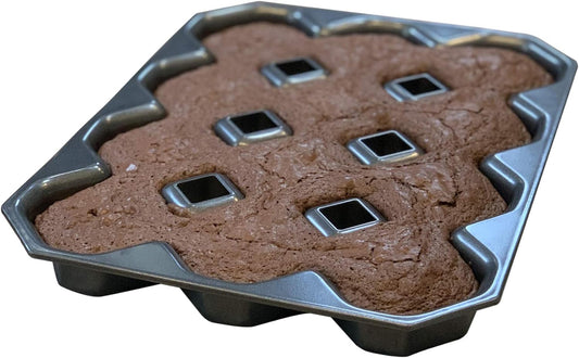 Bakelicious Crispy Corner Brownie Pan, 12-cavities