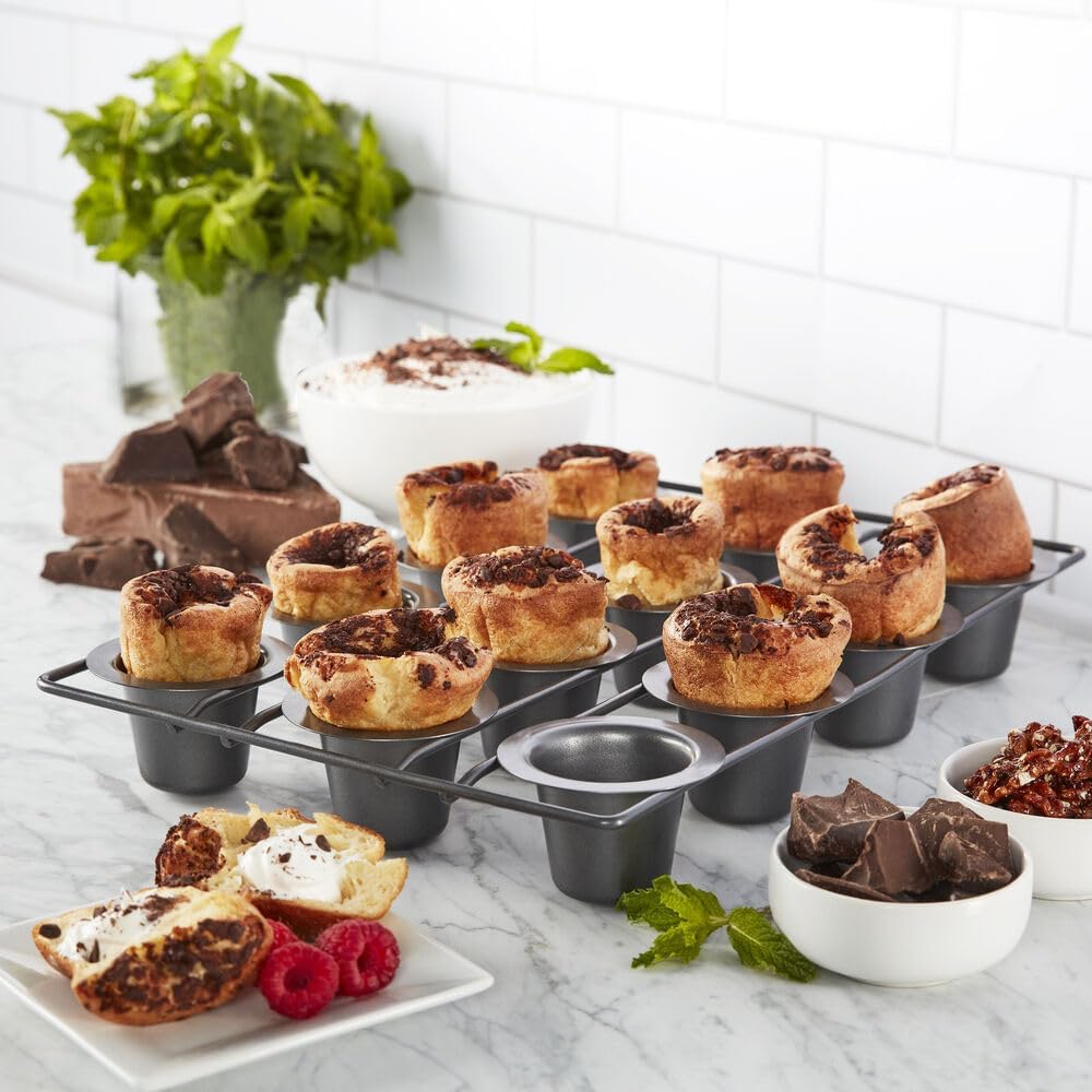 Chicago Metallic Professional Mini Popover Pan, 12-cavities