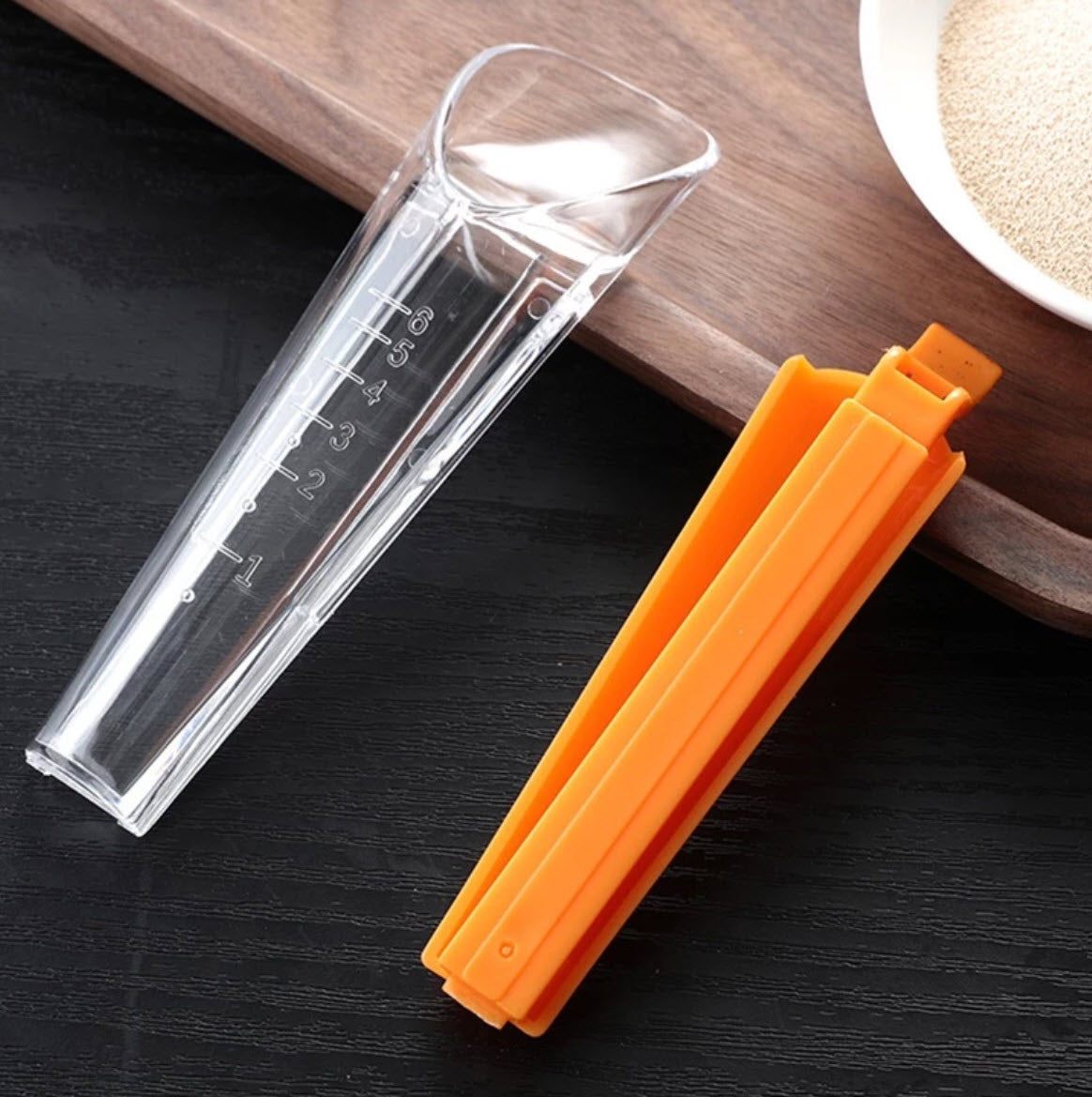 Yeast Measuring Spoon, with Sealing Clip, 1-6g